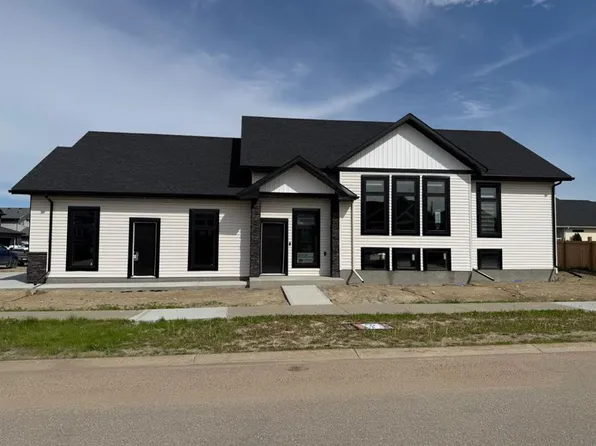 7115 W 37th St, Lloydminster, AB T9V 3R1