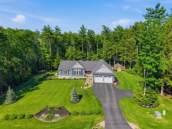 2nd image of 10 Bartlett Drive