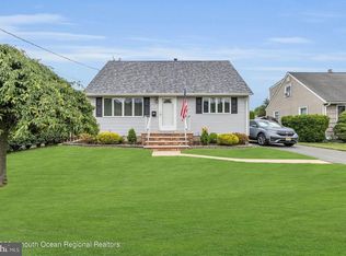 333 Midland Ave, Pompton Lakes, NJ 07442