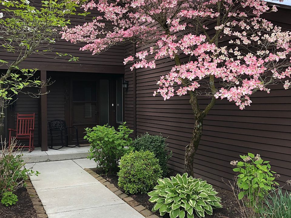 1st image of 32537 Jefferson Dr #19