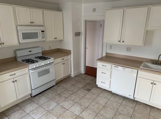 111 S Water St, Greenwich, CT 06830