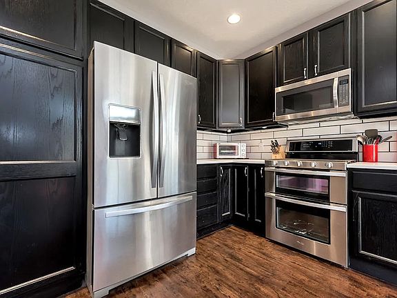 2nd image of 8722 S Mountain Vista Dr