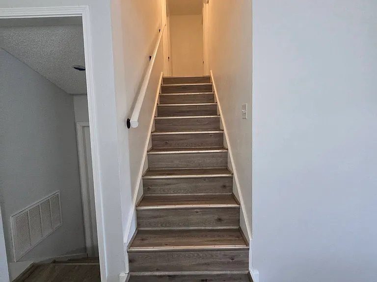 205 Southview Dr — Photo 28