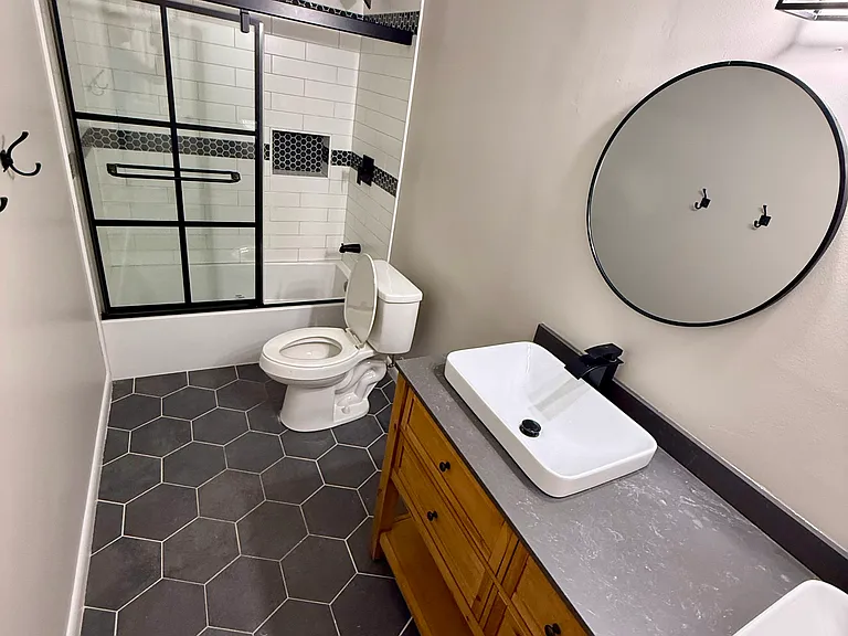 2013 Creekwood Dr — Photo 13