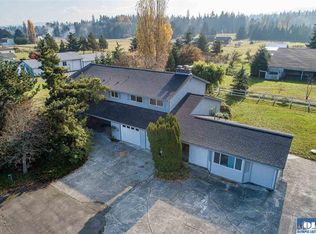30 Shelly Ln, Sequim, WA 98382