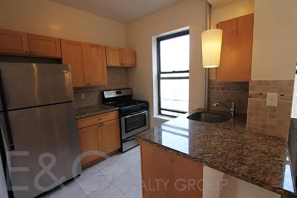 Rented by E and G Realty Group | media 33