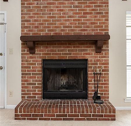 4th image of 3412 Woodpark Dr