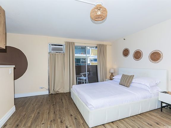 3rd image of 2463 Kuhio Ave APT 801