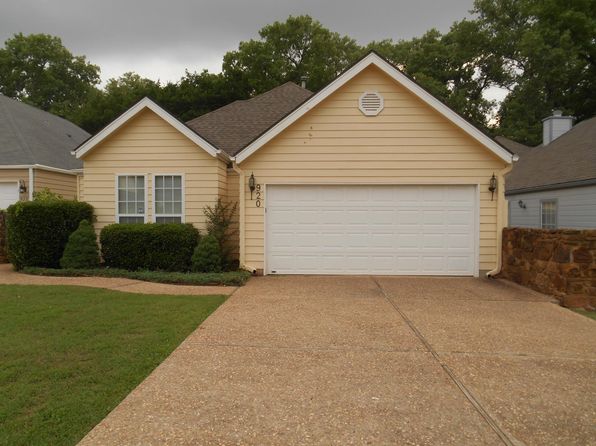 920 S Woodcrest Dr