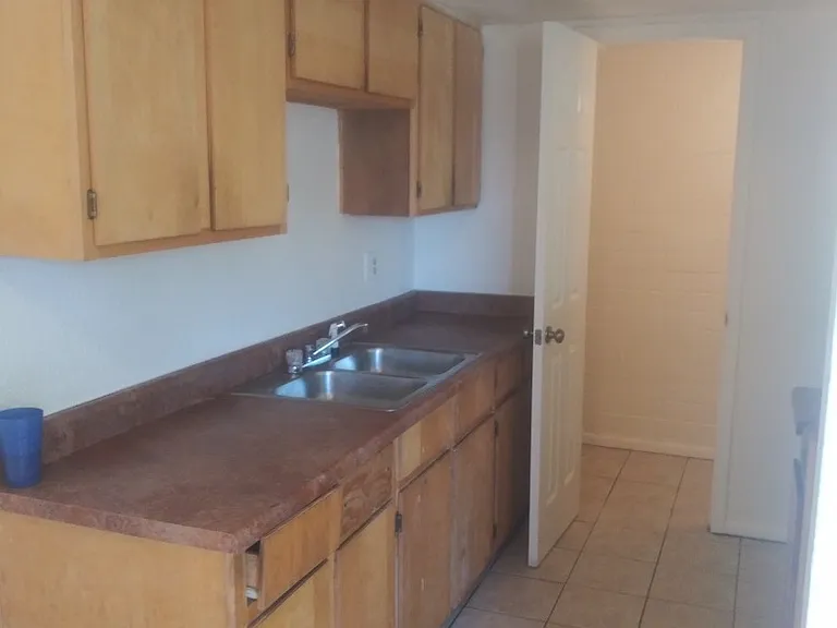 4709 E Jones Ave — Photo 25