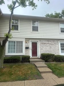 3002 Seaton Circuit N, Warren, MI, 48091