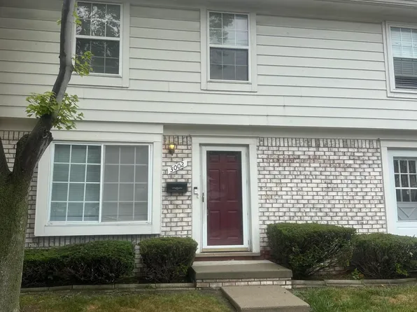 3002 Seaton Circuit N, Warren, MI 48091