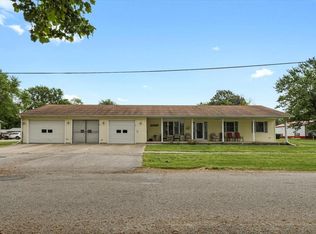 302 N Main St, Mansfield, IL 61854