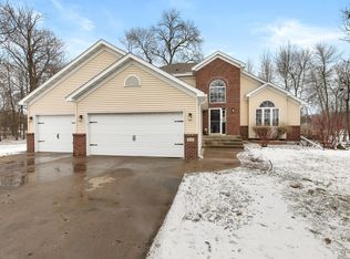 348 Pondview Ln, Saint Joseph, MN 56374