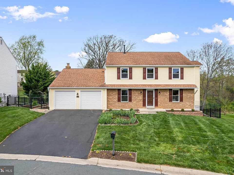 1st image of 7425 Mahaska Dr