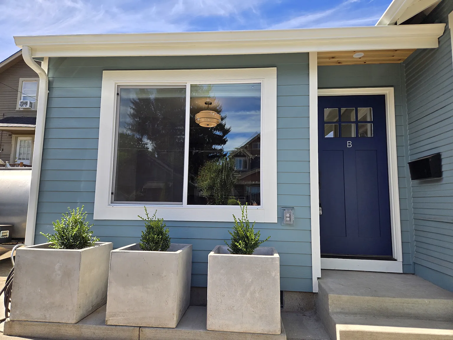 Studio, 396 sqft, $1,700 — Photo 2