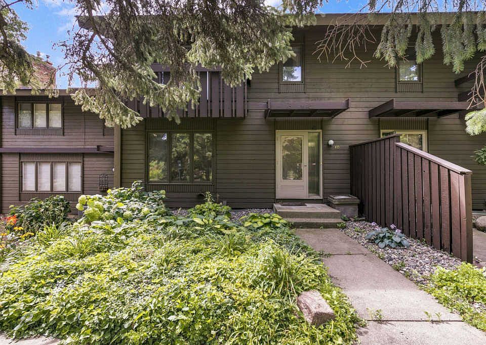 1st image of 40 Birnamwood Dr