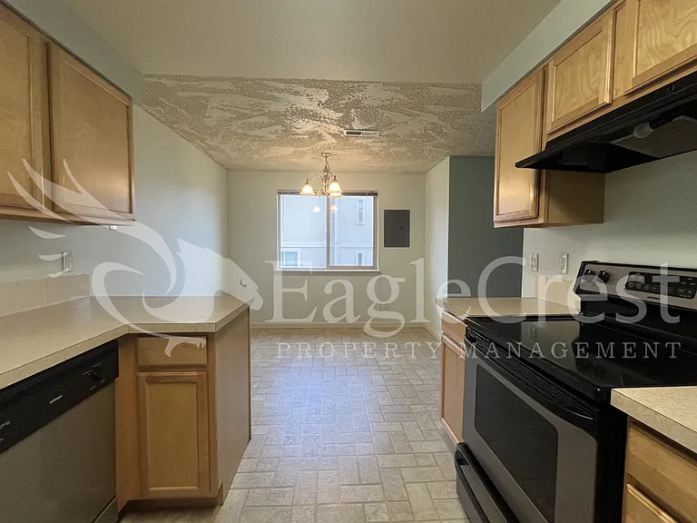 608 N Roosevelt St #608nroo-apt 205 — Photo 5
