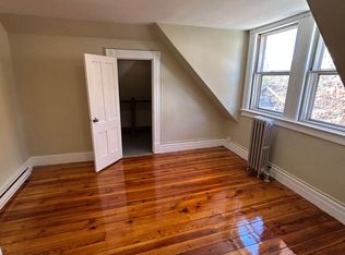 Charming 1-Bedroom Apartment in Russell, MA, Russell, MA 01071