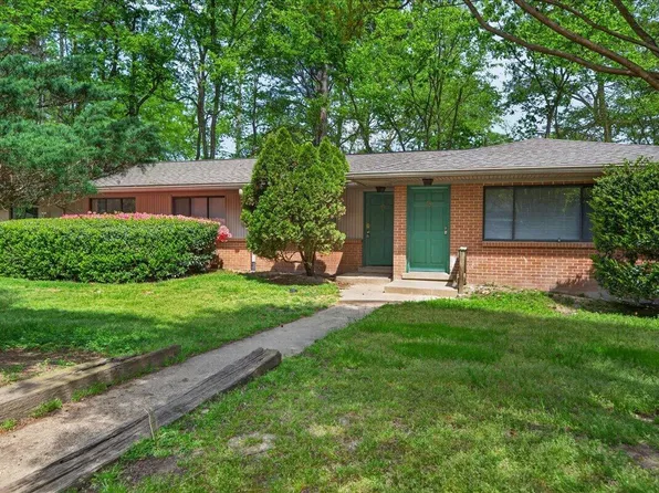 15 Shepherd Ln, Chapel Hill, NC 27514