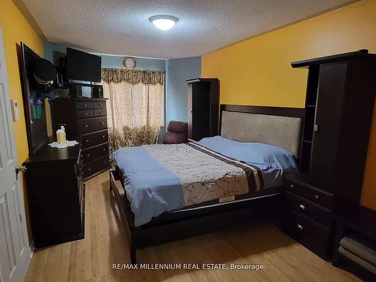 13 Wickstead Ct #75 — Photo 11