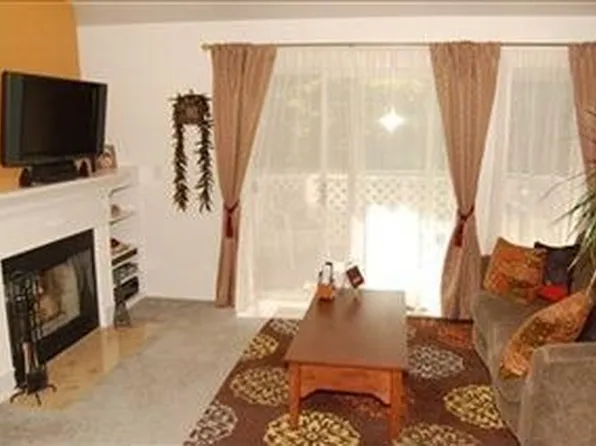 833 SW Sunset Blvd #51, Renton, WA 98057