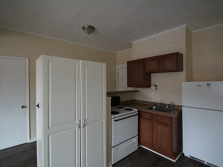 3345 Harrison Ave #3 — Photo 10