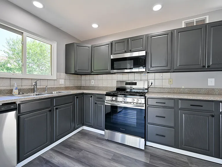 40 Oak Knoll Dr — Photo 12