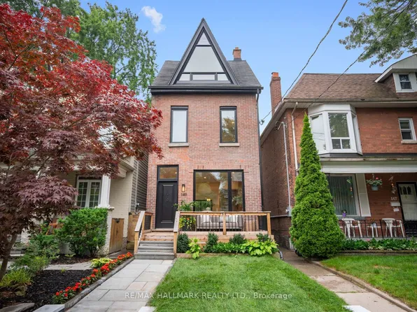 149 Victor Ave, Toronto, ON M4K 1A9