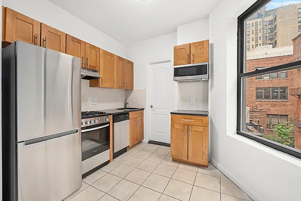 Rented by Corcoran | media 20