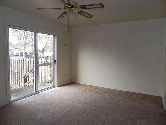 4th image of 122 Wankoma Dr