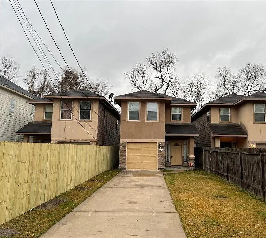 3 bed, 2.5 bath, 1370 sqft, $1,790 — Photo 2