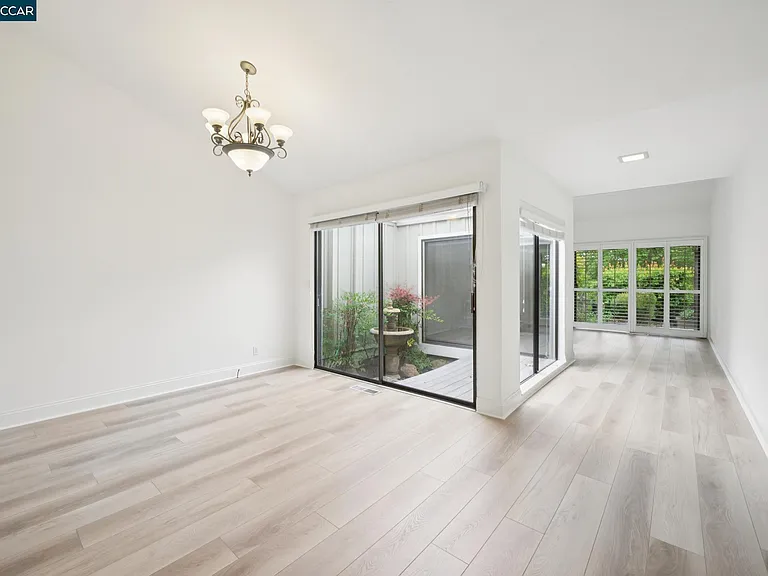 2137 Presidio Ct — Photo 7