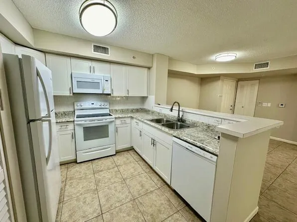 7840 Sonoma Springs Cir, Lake Worth, FL