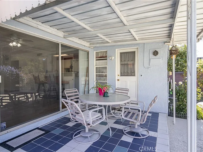 11543 Swinton Ave — Photo 22