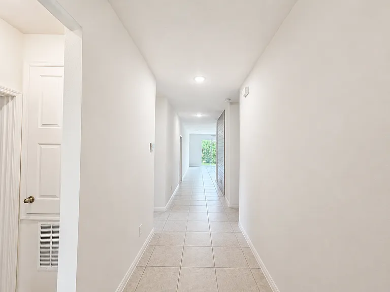 214 Tarpon Bay Blvd — Photo 2