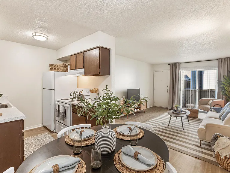 Cascades at Southern Hills apartments community photo