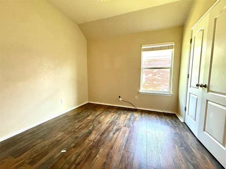 1213 Rainbow Parke Dr — Photo 9