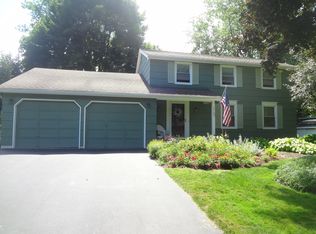 774 Saffron Ln, Webster, NY 14580