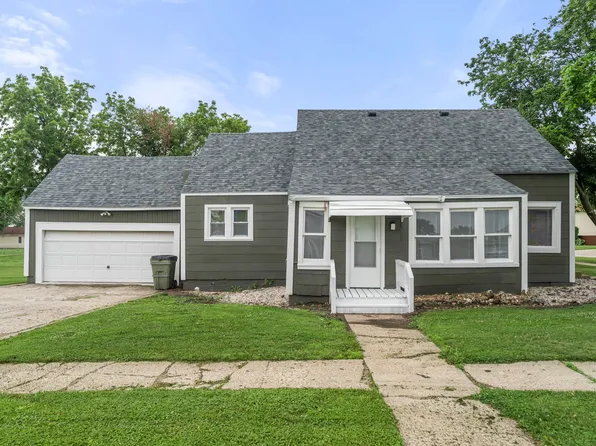 401 S Main St, Woodward, IA 50276