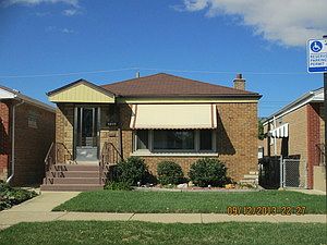 1st image of 5810 S Melvina Ave