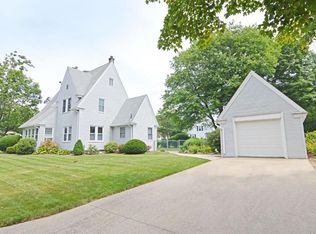 97 Homestead Blvd, Longmeadow, MA 01106