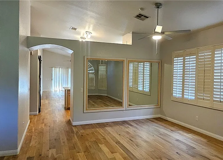 3433 Round Valley Way — Photo 13