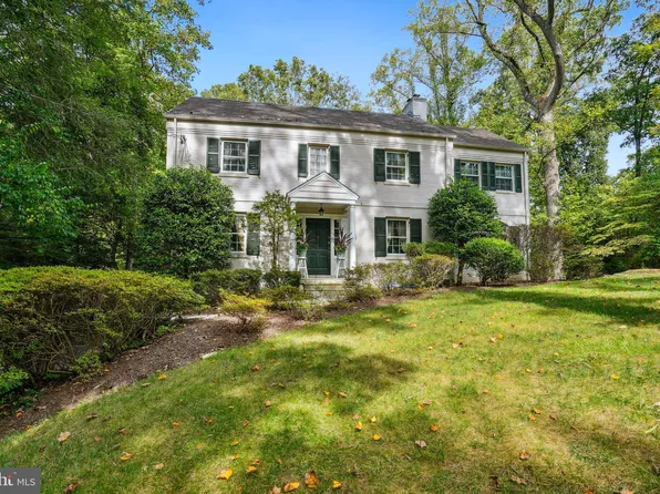 7105 Laverock Ln, Bethesda, MD 20817