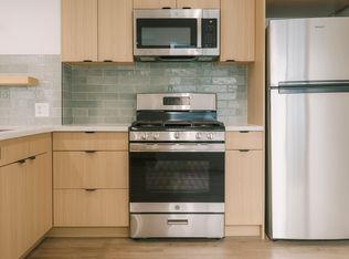 909 N San Vicente Blvd APT 102, West Hollywood, CA 90069