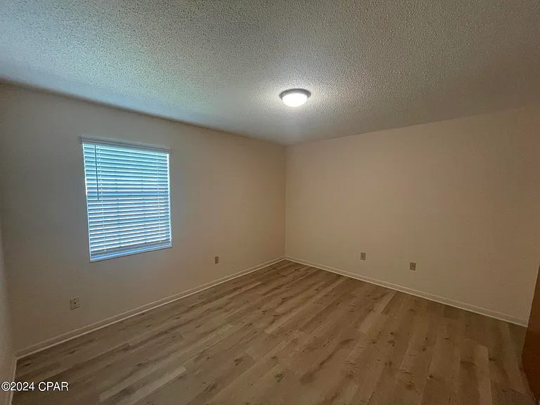 5605 Hilltop Ave #B — Photo 6
