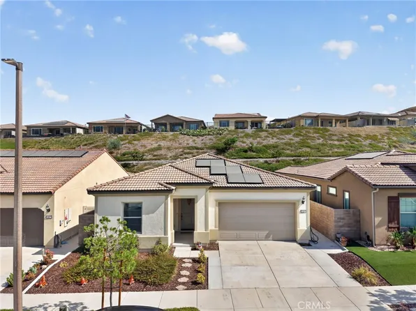 11890 Sagecrest Ct, Corona, CA 92883