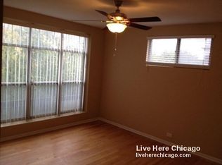 4134 N Sheridan Rd APT 1E, Chicago, IL 60613