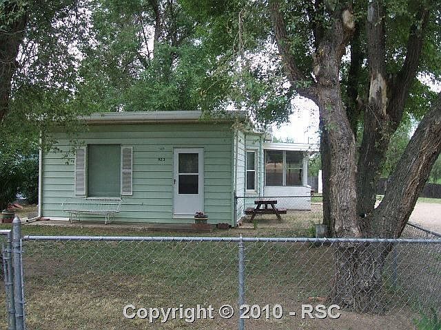 1st image of 523 W Taylor St