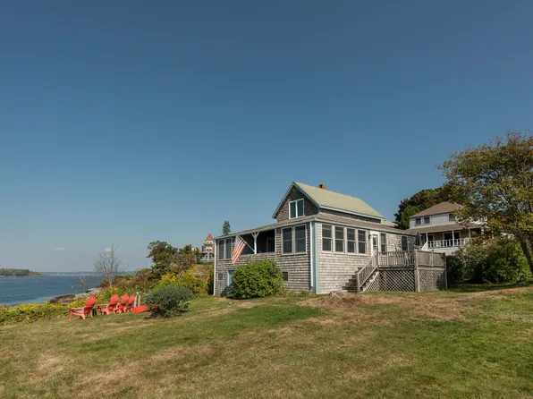 42 Thistle Lane, Long Island, ME 04050